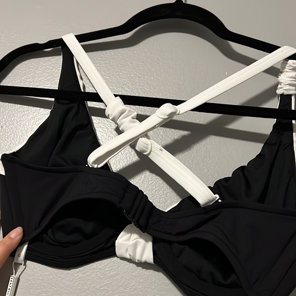 Seafolly Block Part F Cup Bikini Top - Picture 7 of 9